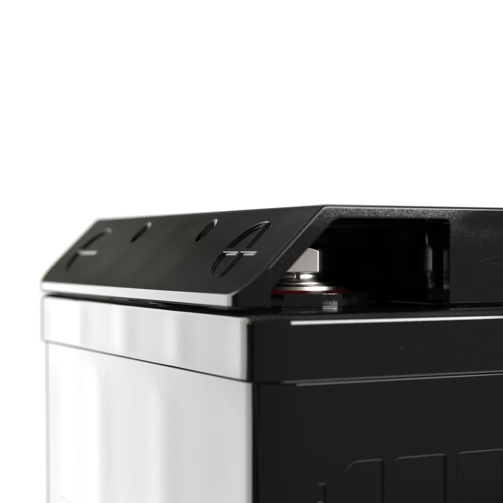 B-TEC 12V 100Ah Slimline Lithium Battery
